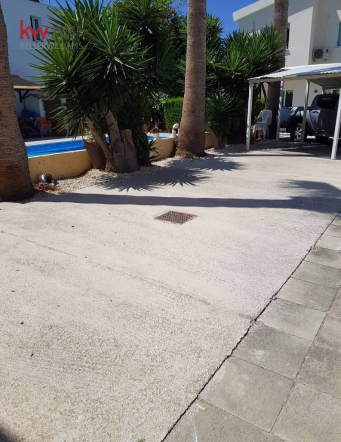 3 bedrooms Townhouse in Paphos, Cyprus No. 61259