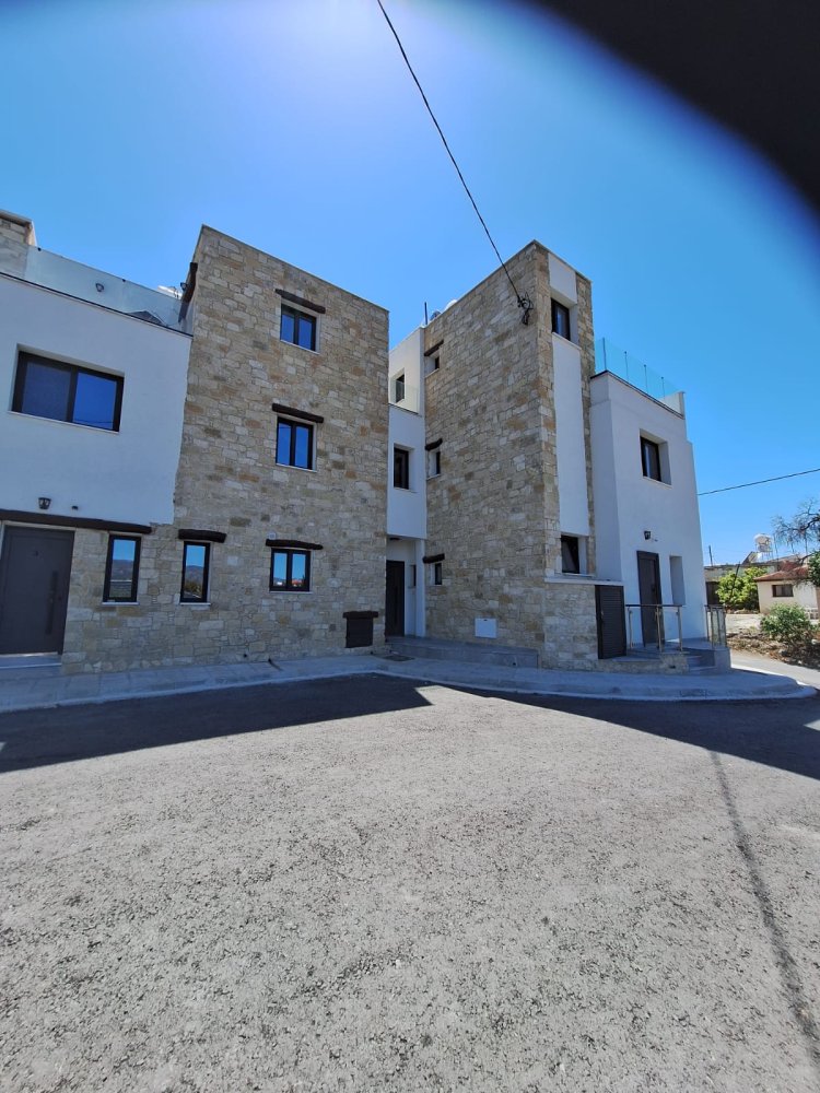 3 bedrooms Maisonette in Pyrgos, Limassol, Cyprus No. 62684