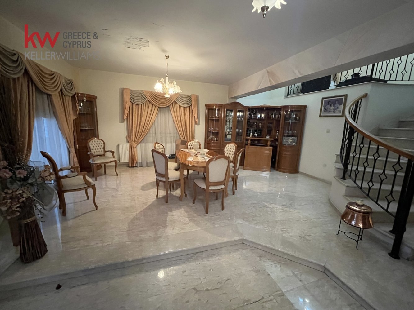 4 bedrooms Villa in Larnaca, Larnaka, Cyprus No. 40608
