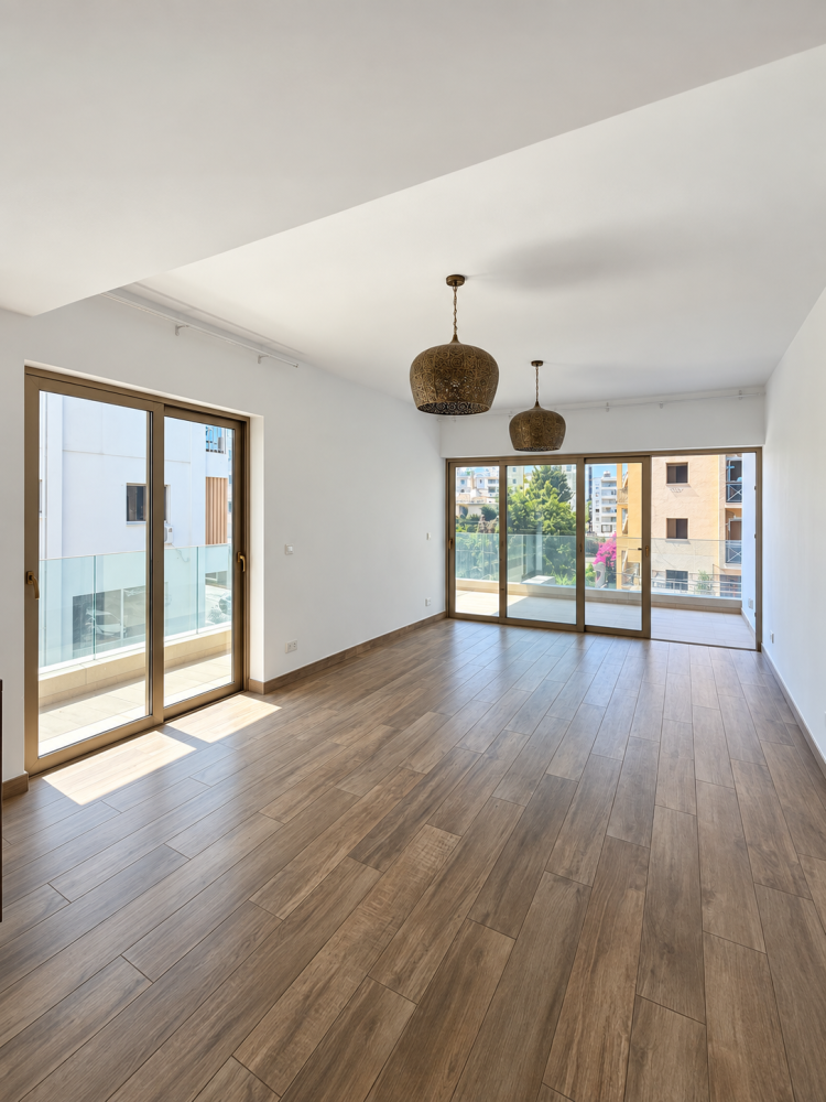 3 bedrooms Apartment in Germasogeia, Limassol, Cyprus No. 62121