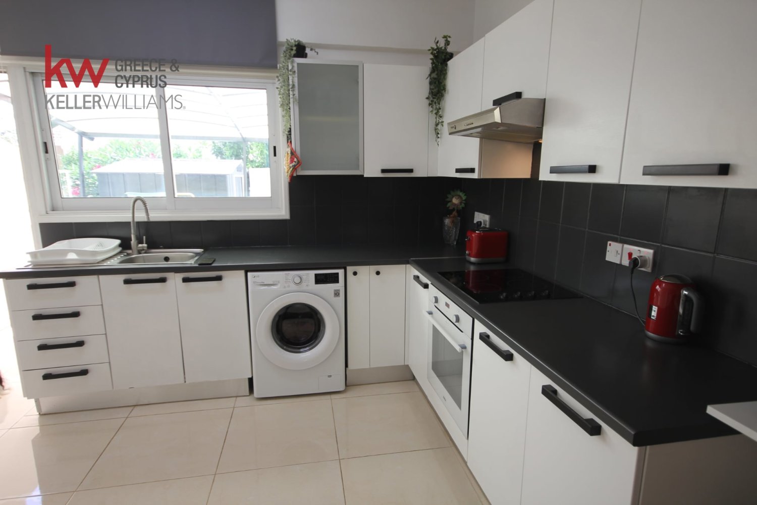 2 bedrooms Townhouse in Oroklini, Larnaka, Cyprus No. 40069