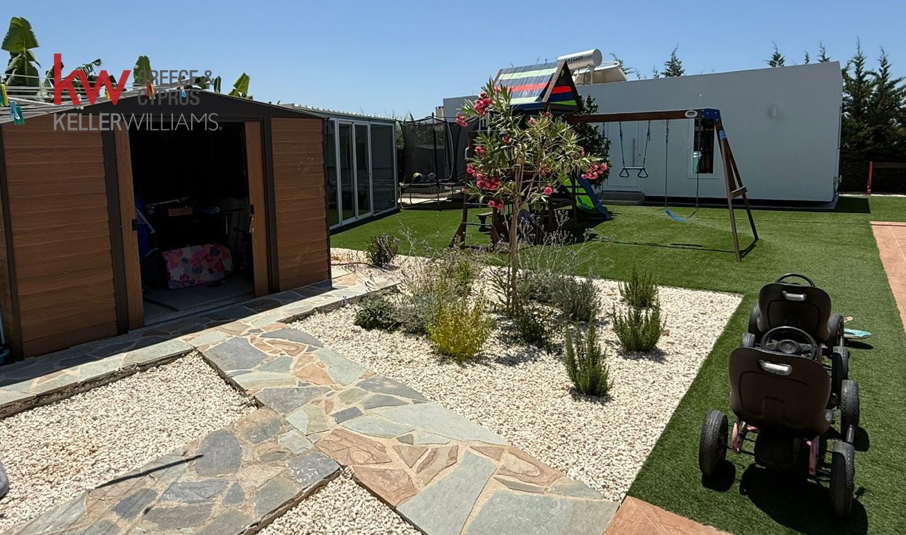 5 bedrooms Villa in Pegeia, Paphos, Cyprus No. 65541