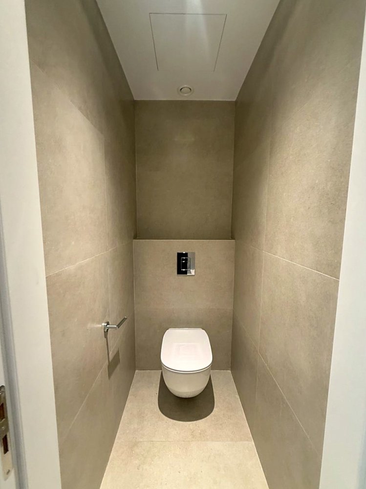 6 rooms Office in Mesa Geitonia, Limassol, Cyprus No. 62335