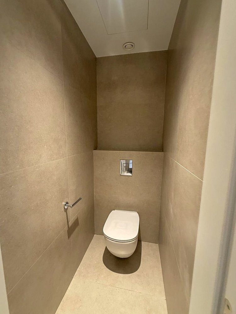 6 rooms Office in Mesa Geitonia, Limassol, Cyprus No. 62335