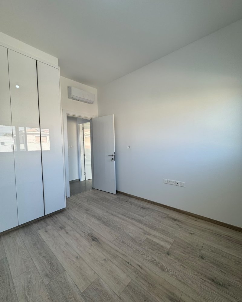 2 bedrooms Apartment in Agios Athanasios, Limassol, Cyprus No. 61570