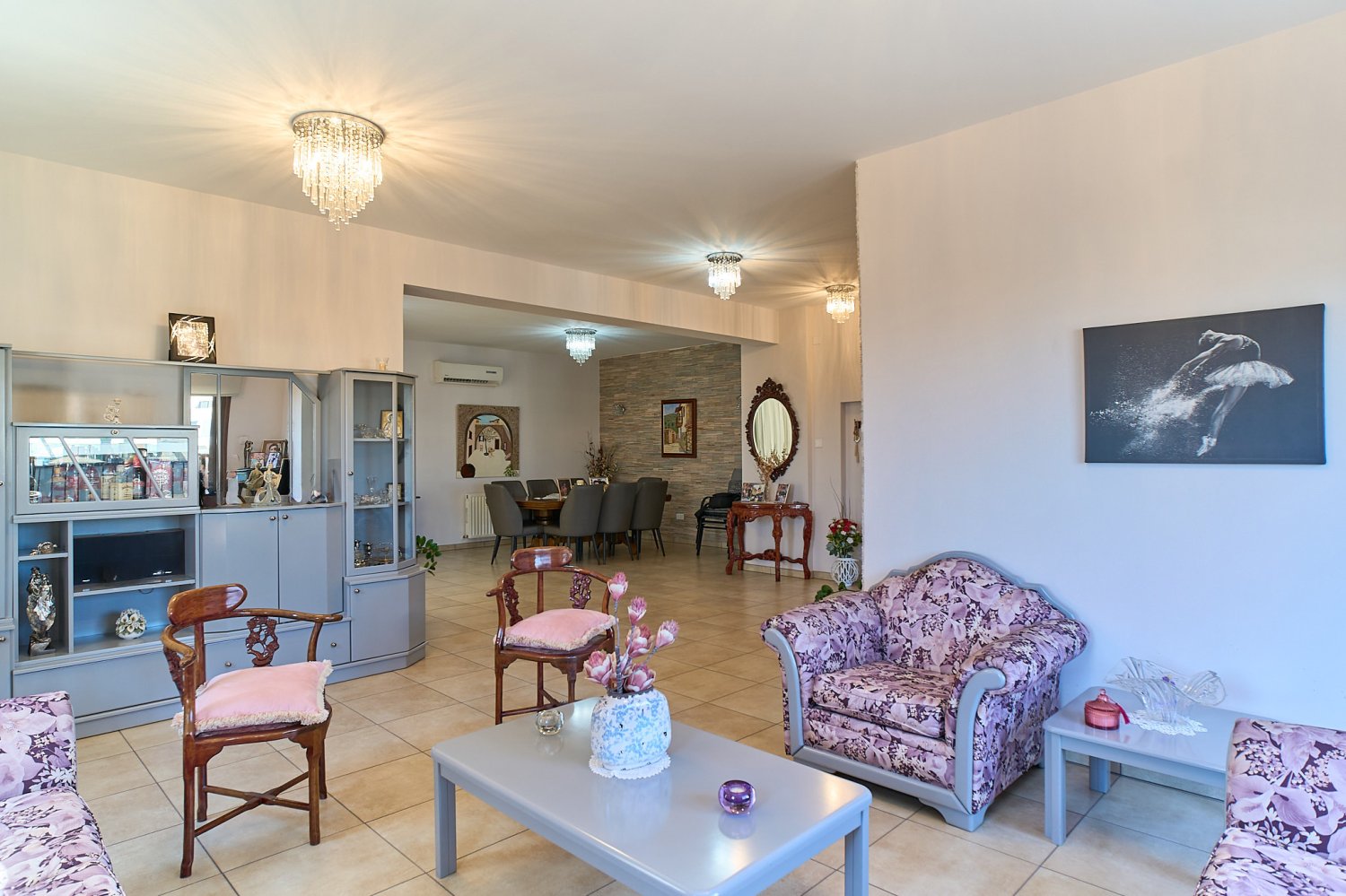4 bedrooms Villa in Agios Athanasios, Limassol, Cyprus No. 62485