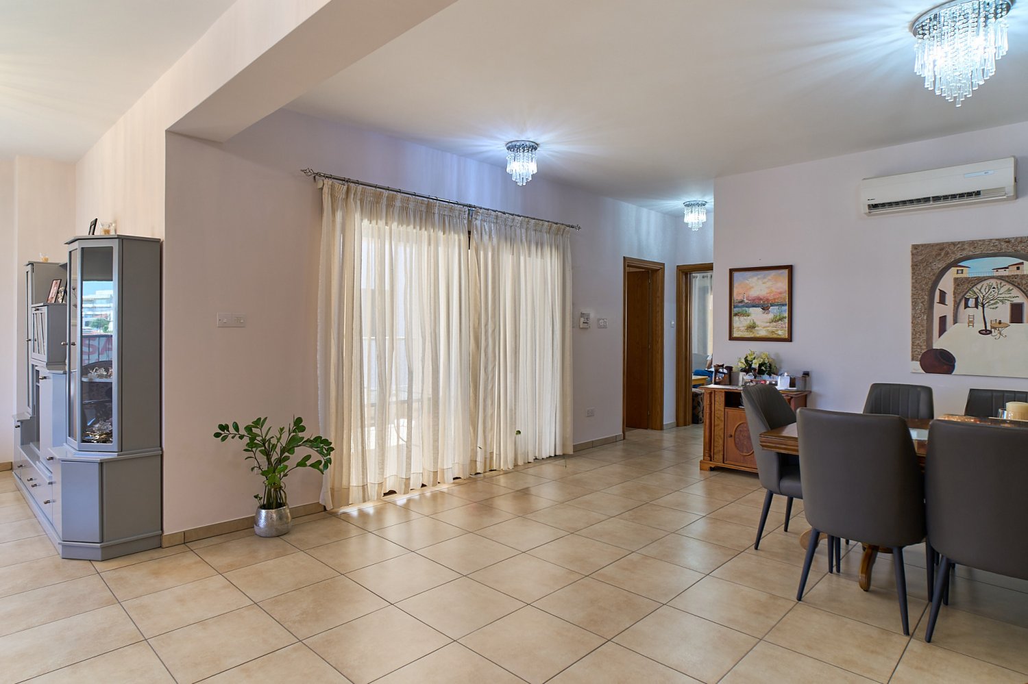 4 bedrooms Villa in Agios Athanasios, Limassol, Cyprus No. 62485