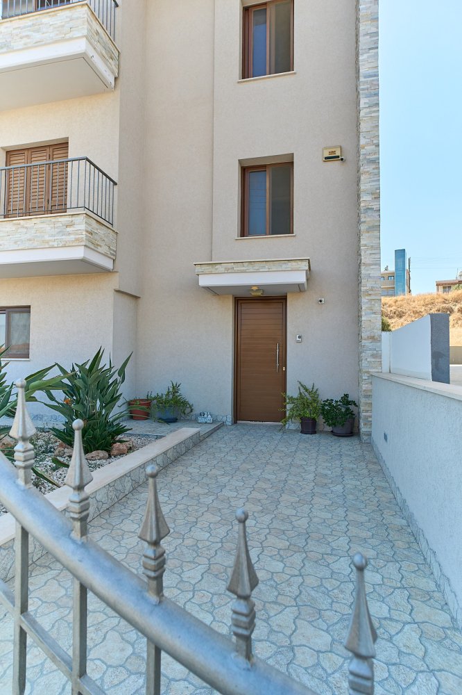 4 bedrooms Villa in Agios Athanasios, Limassol, Cyprus No. 62485