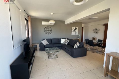 Квартира с 2 спальнями в Ларнака, Кипр № 40676