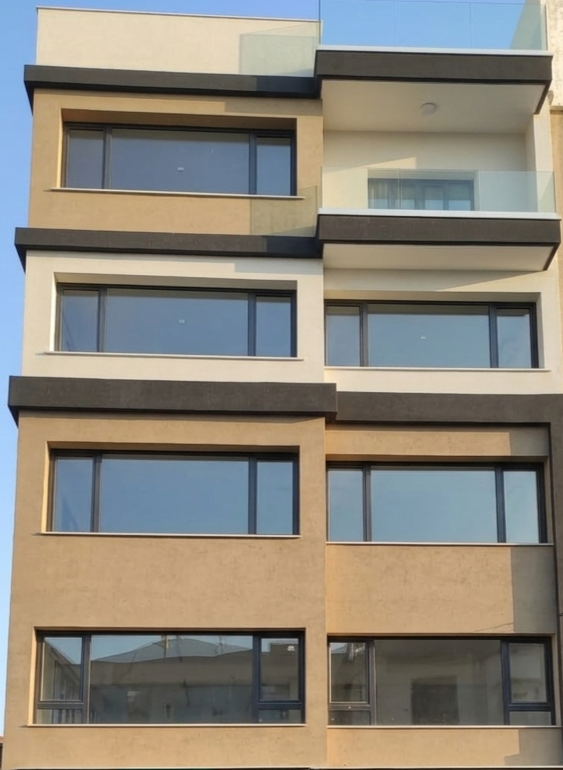 430m2 Commercial property in Limassol, Cyprus No. 62423