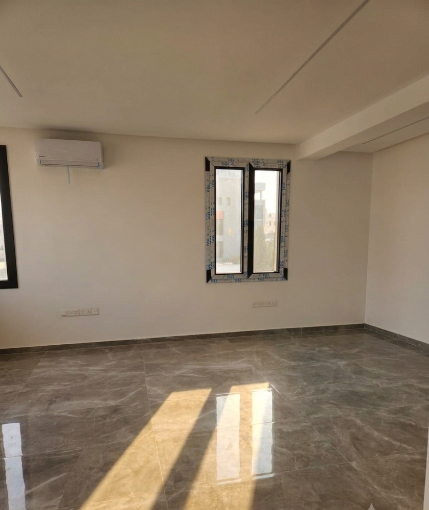 430m2 Commercial property in Limassol, Cyprus No. 62423
