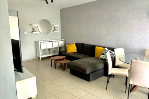 Квартира с 2 спальнями в Ларнака, Кипр № 50428