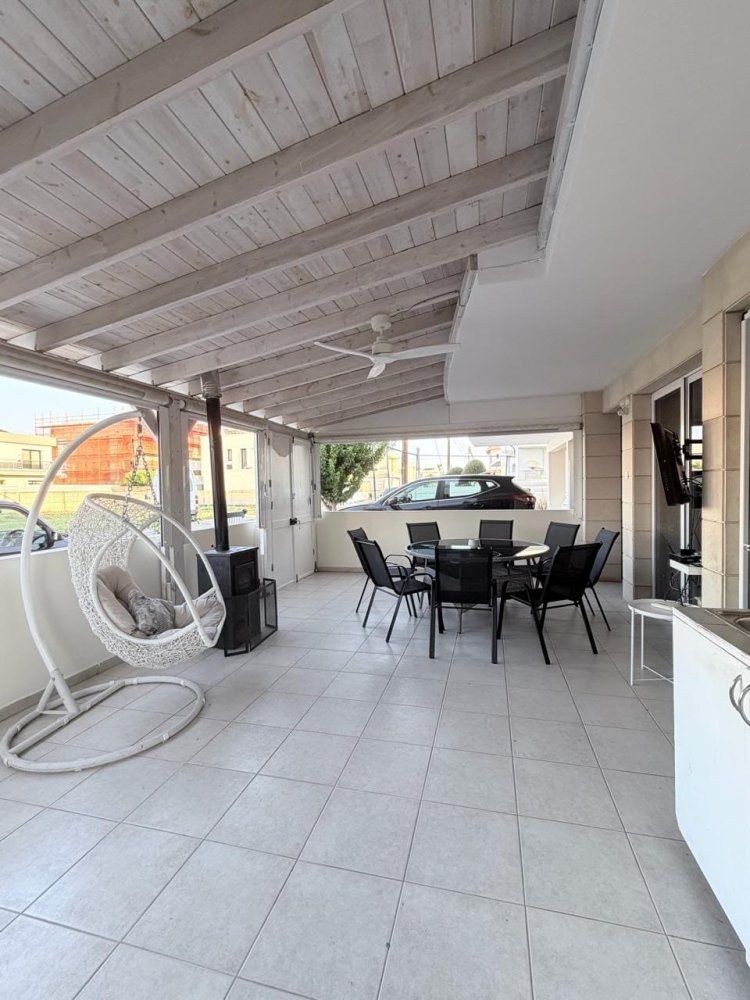 3 bedrooms Apartment in Livadia, Larnaka, Cyprus No. 62364