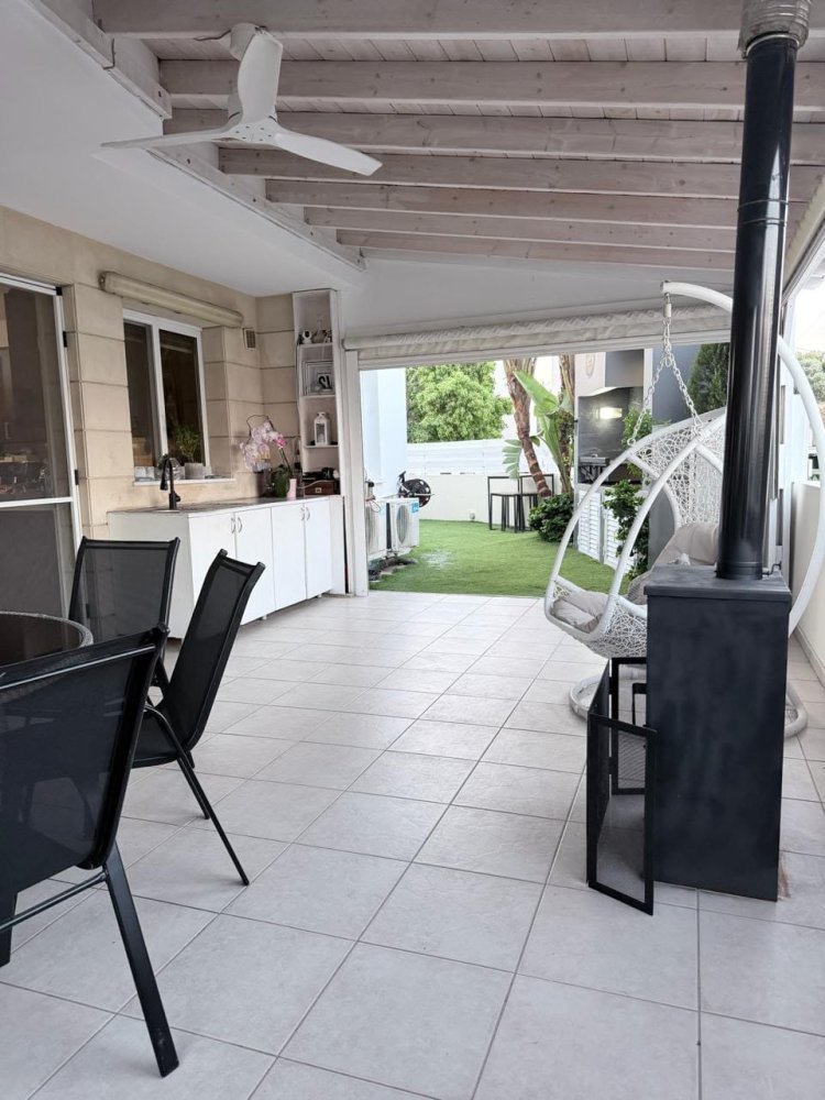 3 bedrooms Apartment in Livadia, Larnaka, Cyprus No. 62364