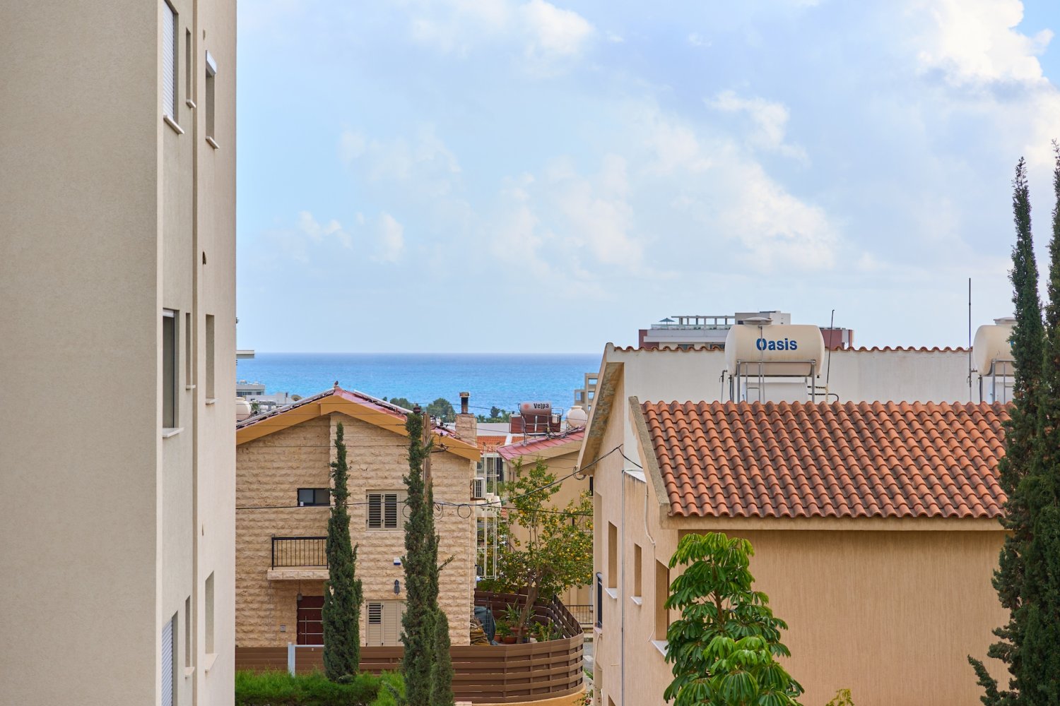3 bedrooms Apartment in Germasogeia, Limassol, Cyprus No. 62265