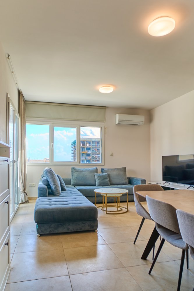 3 bedrooms Apartment in Germasogeia, Limassol, Cyprus No. 62265
