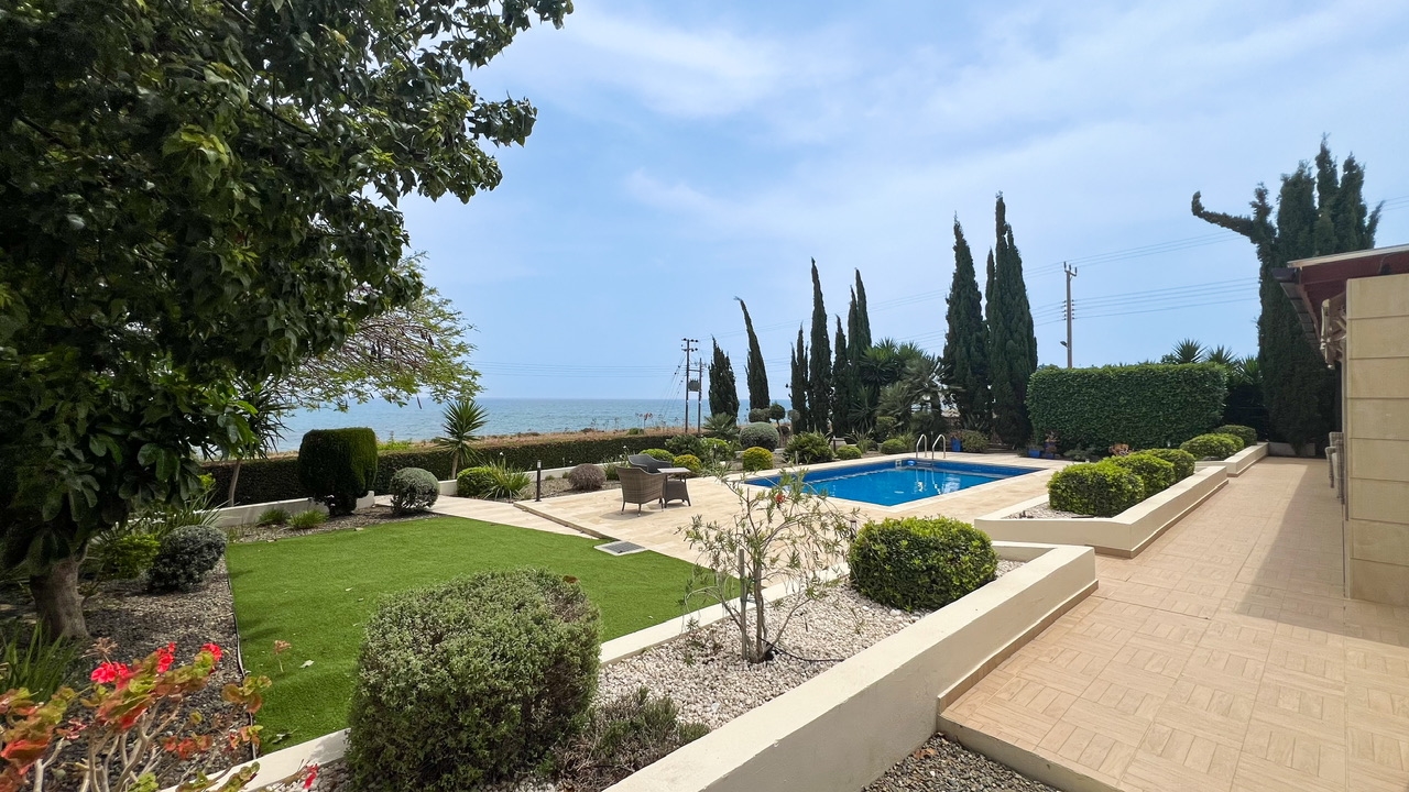 4 chambres Villa à Agios Theodoros, Larnaka, Chypre No. 39710
