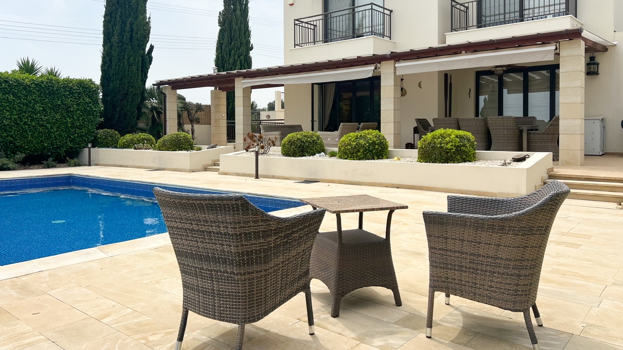 4 chambres Villa à Agios Theodoros, Larnaka, Chypre No. 39710