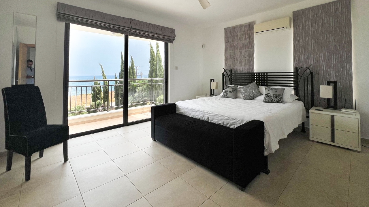 4 chambres Villa à Agios Theodoros, Larnaka, Chypre No. 39710