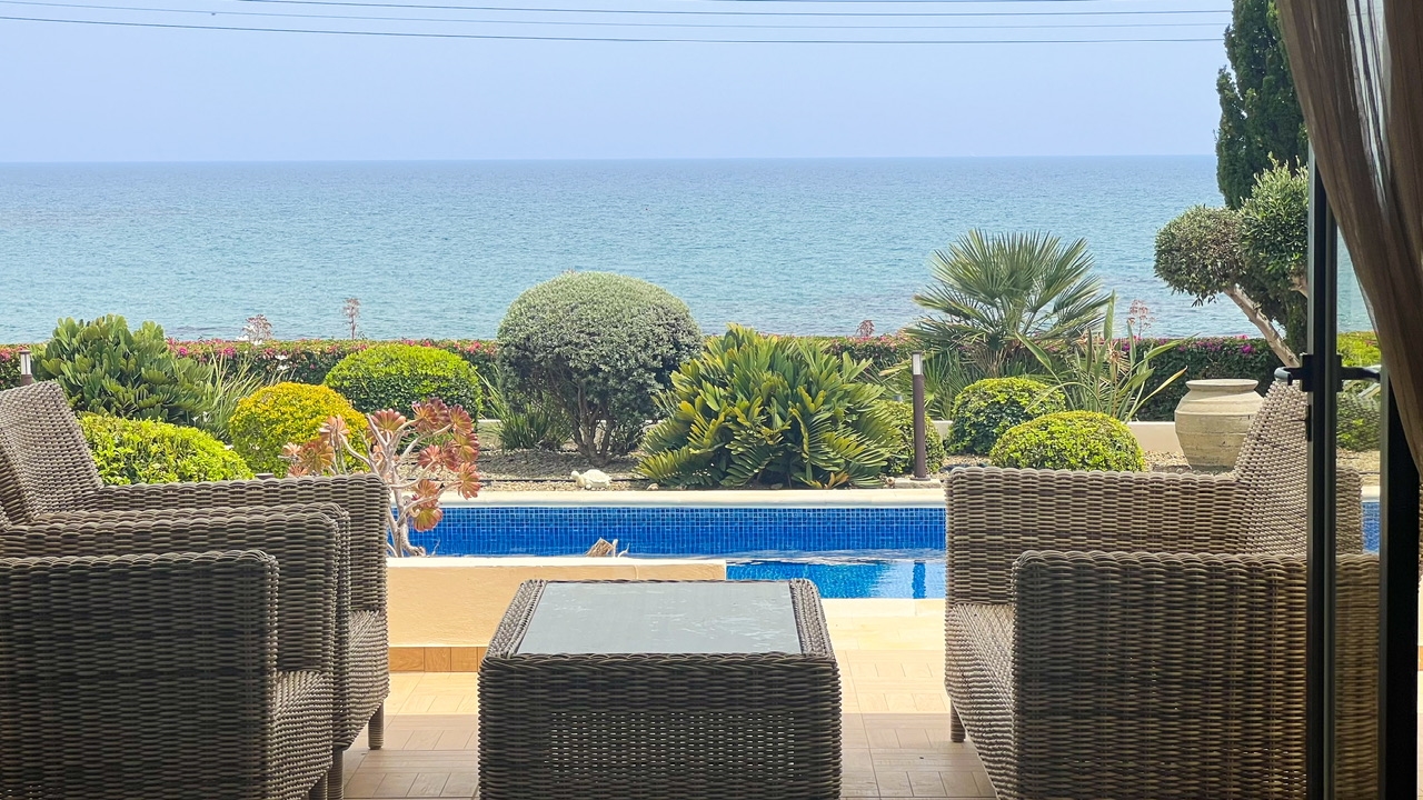 4 chambres Villa à Agios Theodoros, Larnaka, Chypre No. 39710