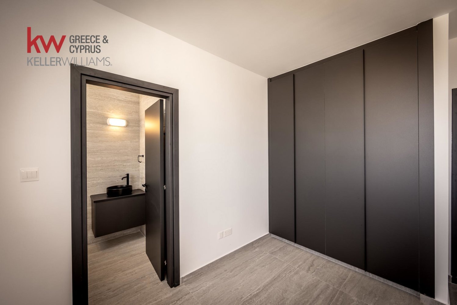 2 bedrooms Apartment in Larnaca, Larnaka, Cyprus No. 50546