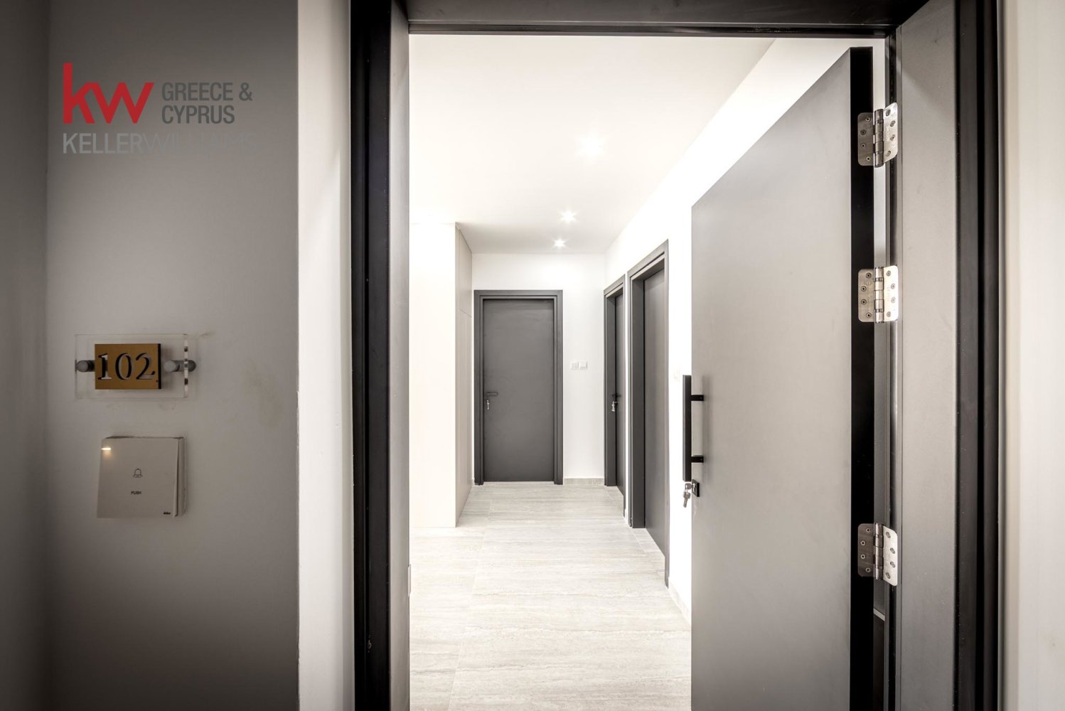 2 bedrooms Apartment in Larnaca, Larnaka, Cyprus No. 50546