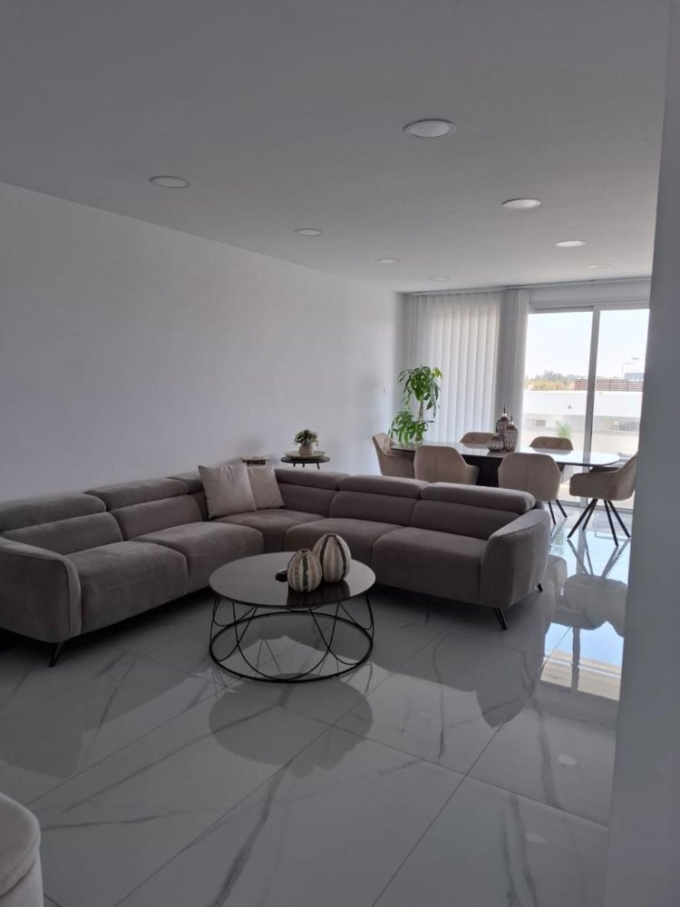3 bedrooms Apartment in Strovolos, Nicosia, Cyprus No. 61435