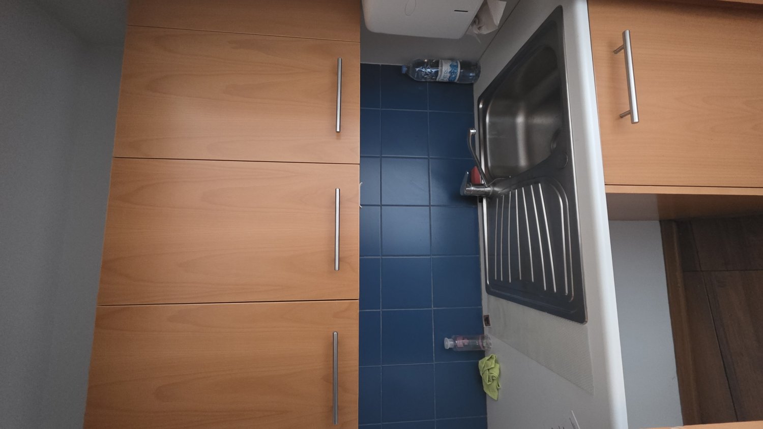 65m2 Oficina en Aglandjia, Nicosia, Chipre No. 61451