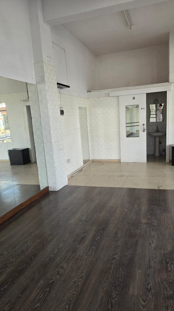 70m2 Commercial property in Livadia, Larnaka, Cyprus No. 62619
