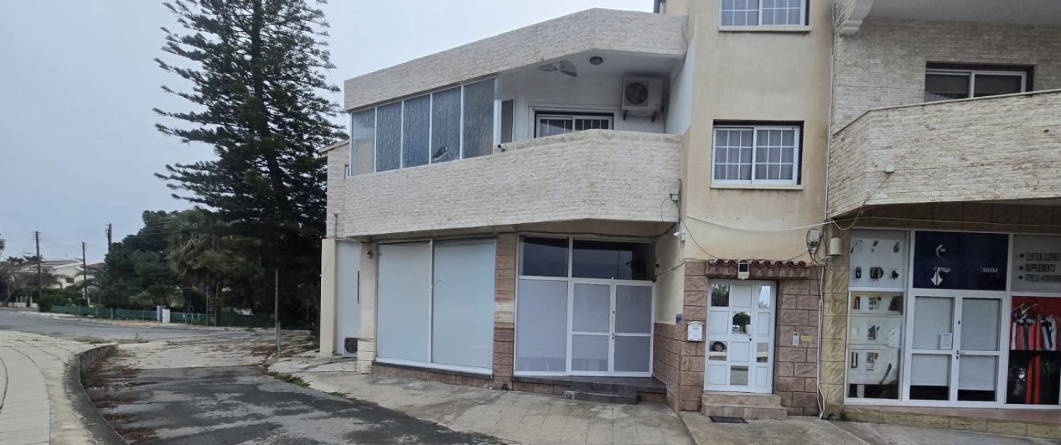 70m2 Commercial property in Livadia, Larnaka, Cyprus No. 62619