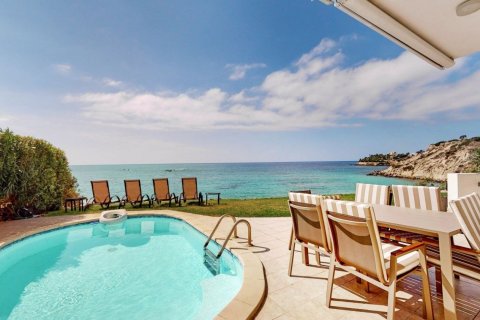 3 bedrooms Villa in Pegeia, Paphos, Cyprus No. 61148