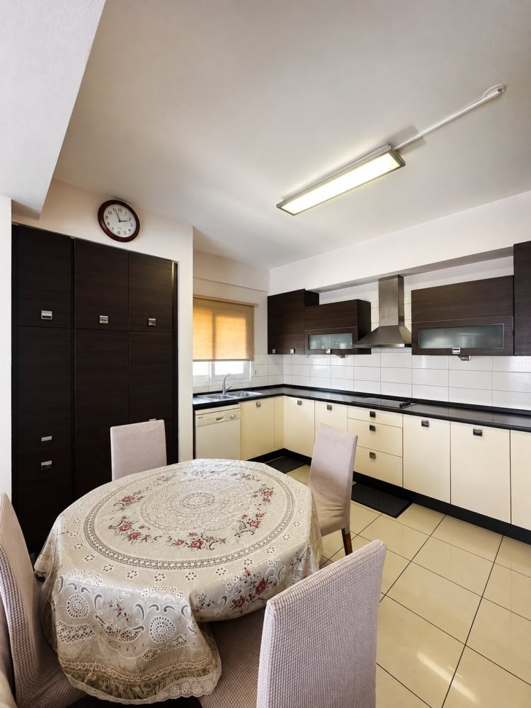 3 bedrooms Apartment in Mesa Geitonia, Limassol, Cyprus No. 62664