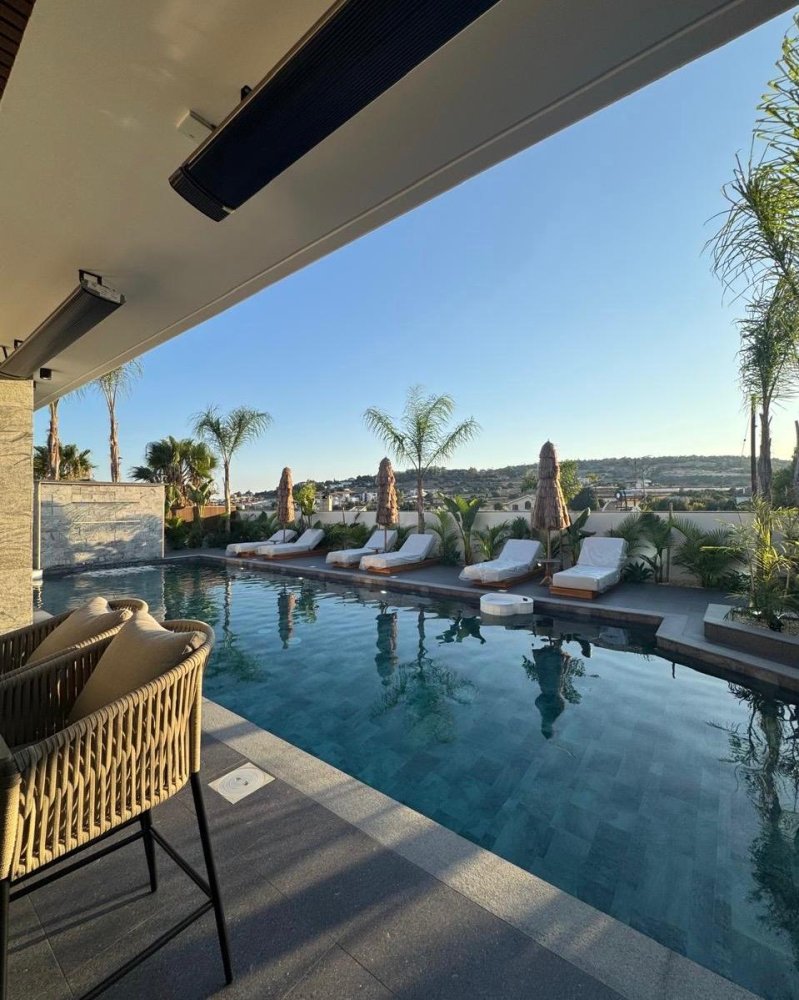 4 bedrooms Villa in Parekklisia, Limassol, Cyprus No. 61977