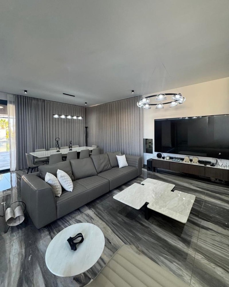 4 bedrooms Villa in Parekklisia, Limassol, Cyprus No. 61977