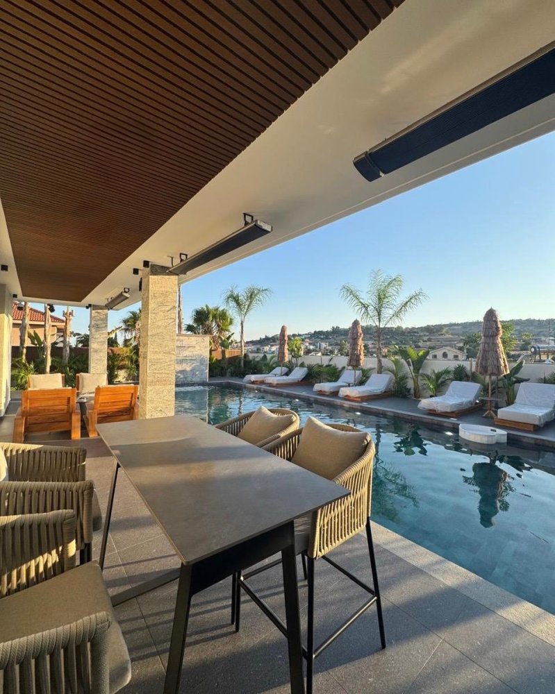 4 bedrooms Villa in Parekklisia, Limassol, Cyprus No. 61977