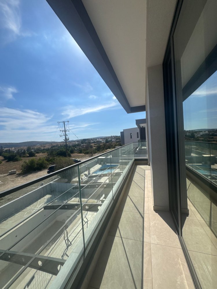 4 bedrooms Villa in Moni, Limassol, Cyprus No. 61573