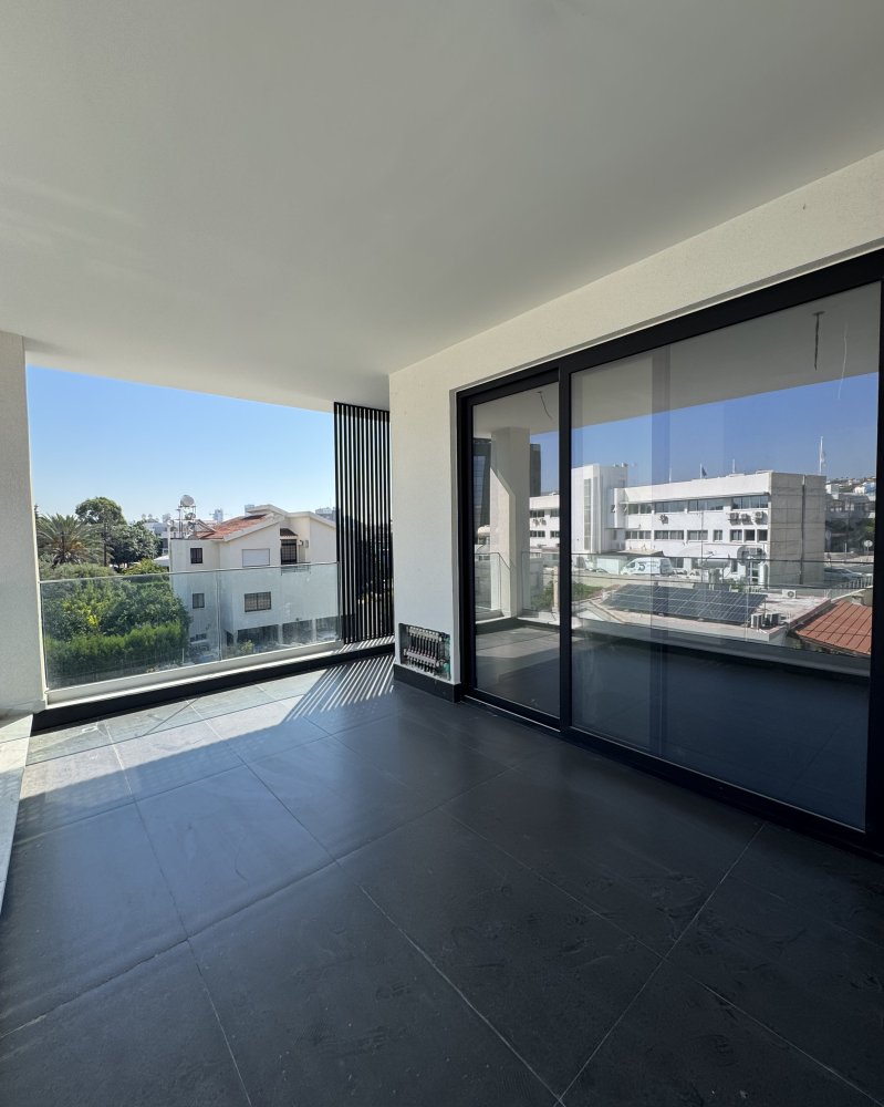 3 bedrooms Apartment in Germasogeia, Limassol, Cyprus No. 62302