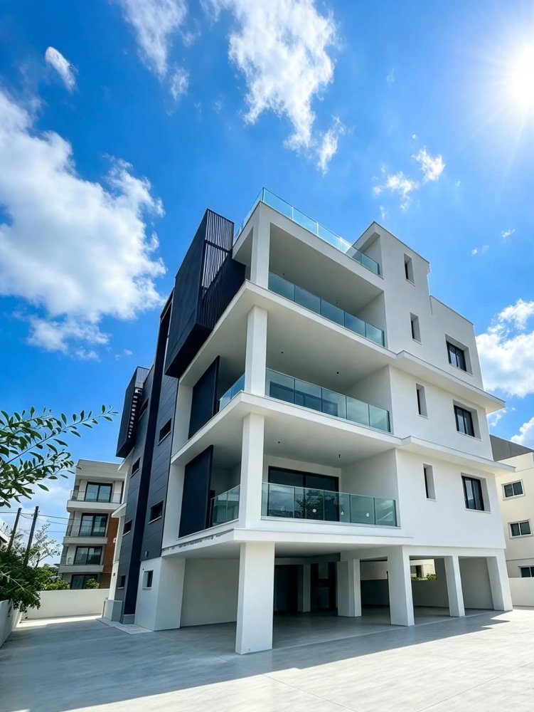 3 bedrooms Apartment in Germasogeia, Limassol, Cyprus No. 62302