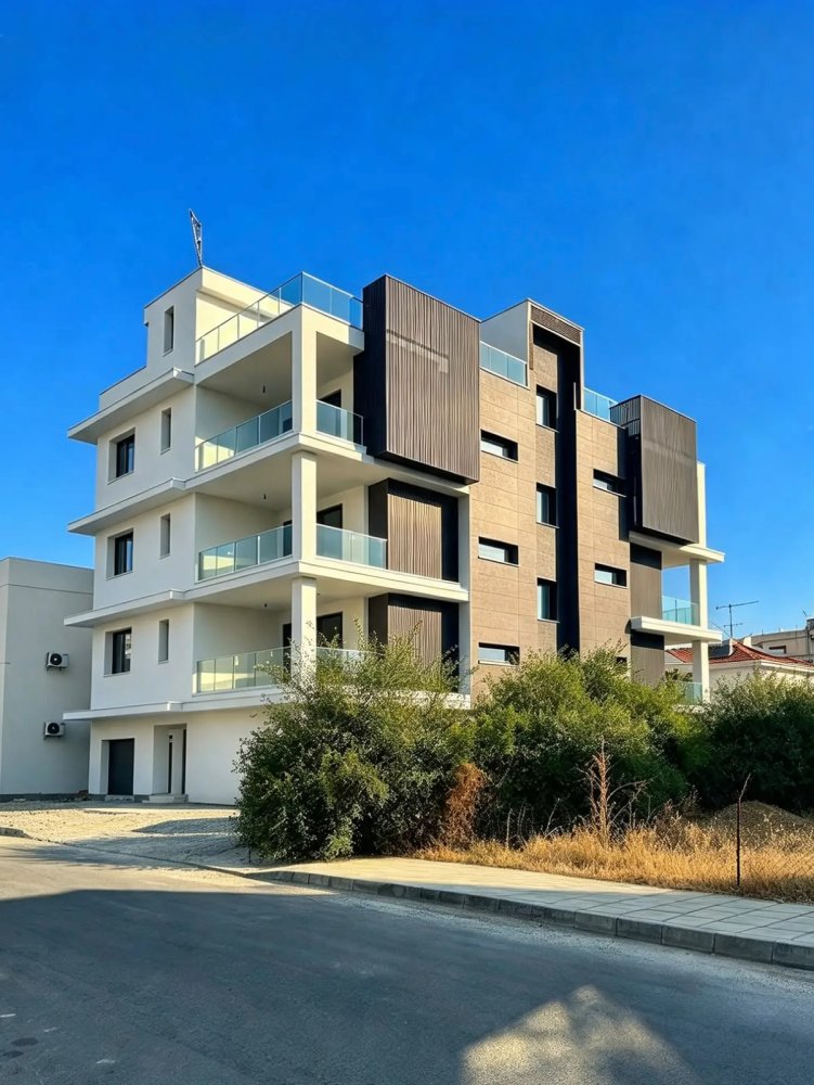 3 bedrooms Apartment in Germasogeia, Limassol, Cyprus No. 62302