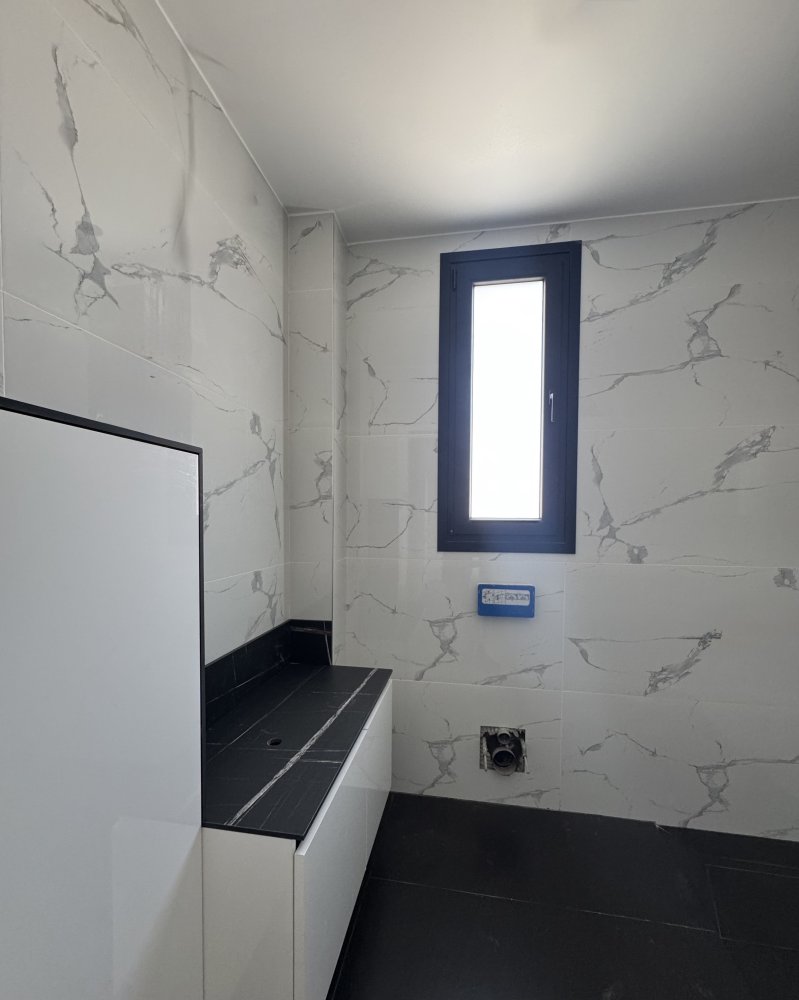 3 bedrooms Apartment in Germasogeia, Limassol, Cyprus No. 62302