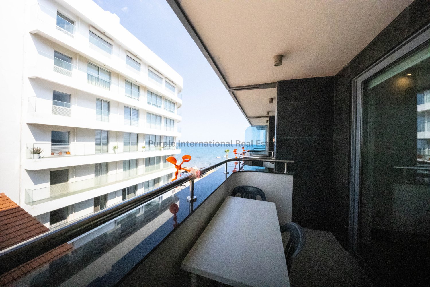 2 bedrooms Apartment in Larnaca, Larnaka, Cyprus No. 58946