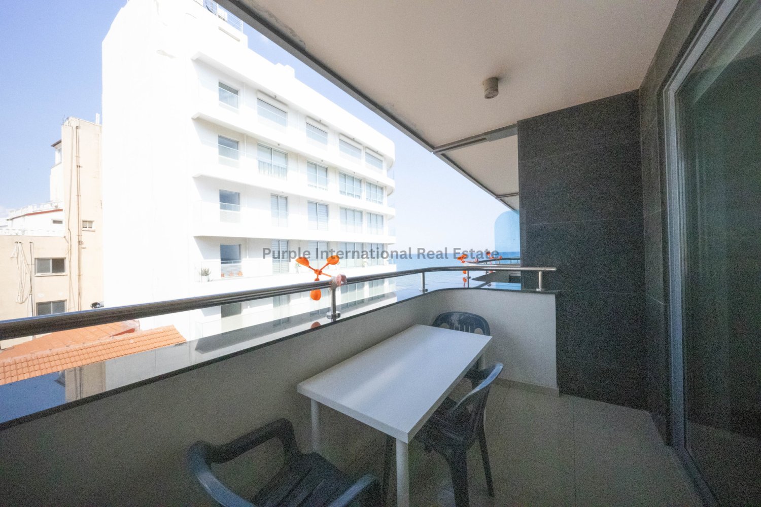 2 bedrooms Apartment in Larnaca, Larnaka, Cyprus No. 58946