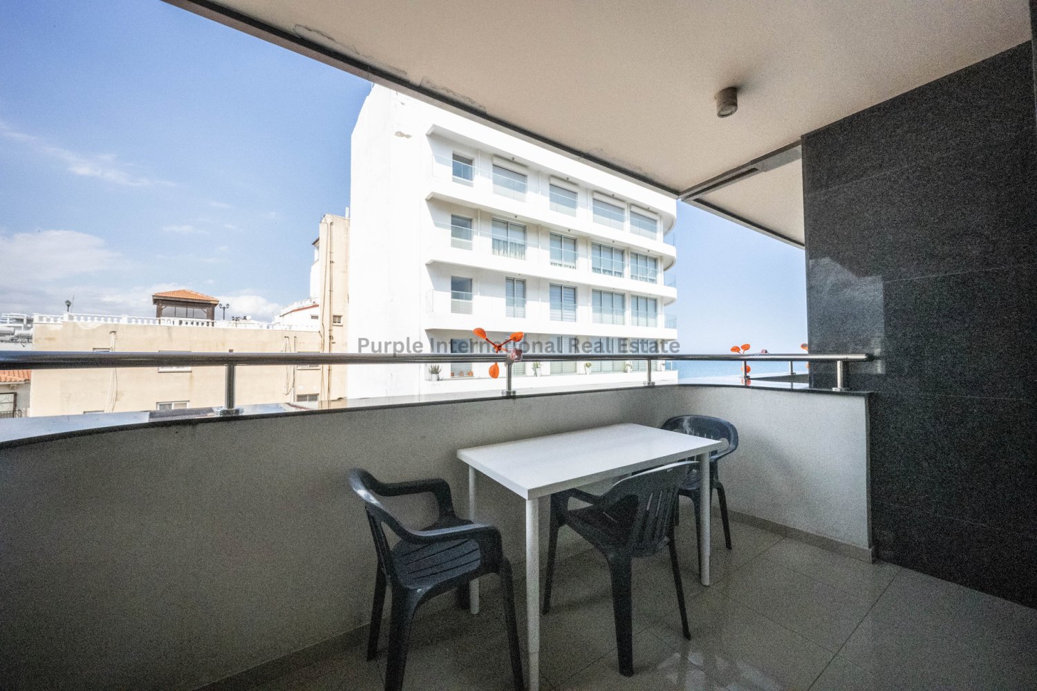 2 bedrooms Apartment in Larnaca, Larnaka, Cyprus No. 58946