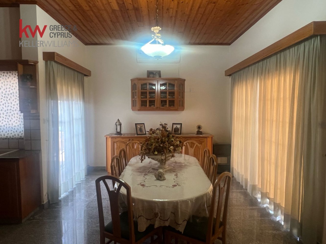 4 bedrooms Villa in Kiti, Larnaka, Cyprus No. 40438