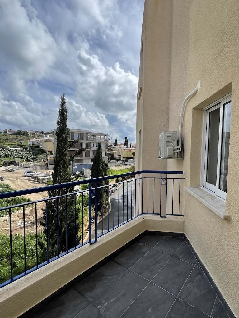 2 bedrooms Apartment in Chloraka, Paphos, Cyprus No. 54807