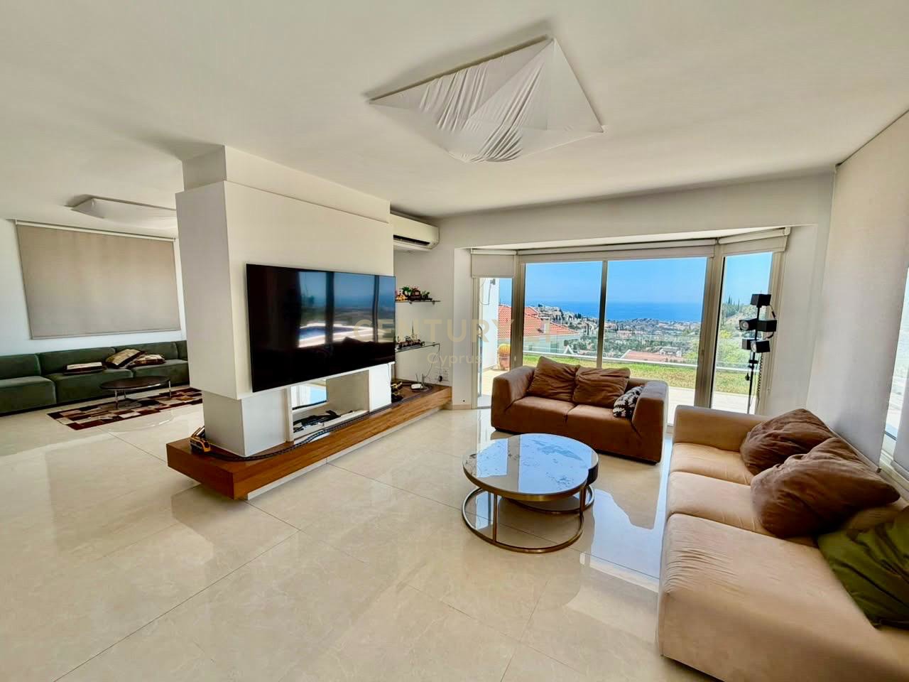 5 dormitorios Villa en Agios Tychonas, Limassol, Chipre No. 57532