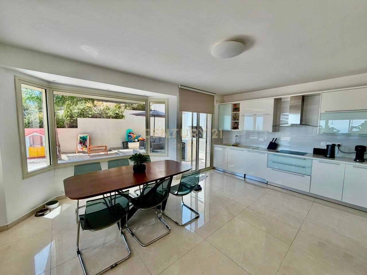 5 dormitorios Villa en Agios Tychonas, Limassol, Chipre No. 57532