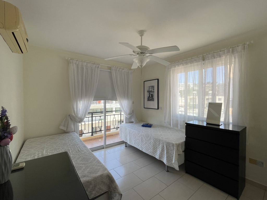 2 bedrooms Apartment in Paphos, Cyprus No. 57463