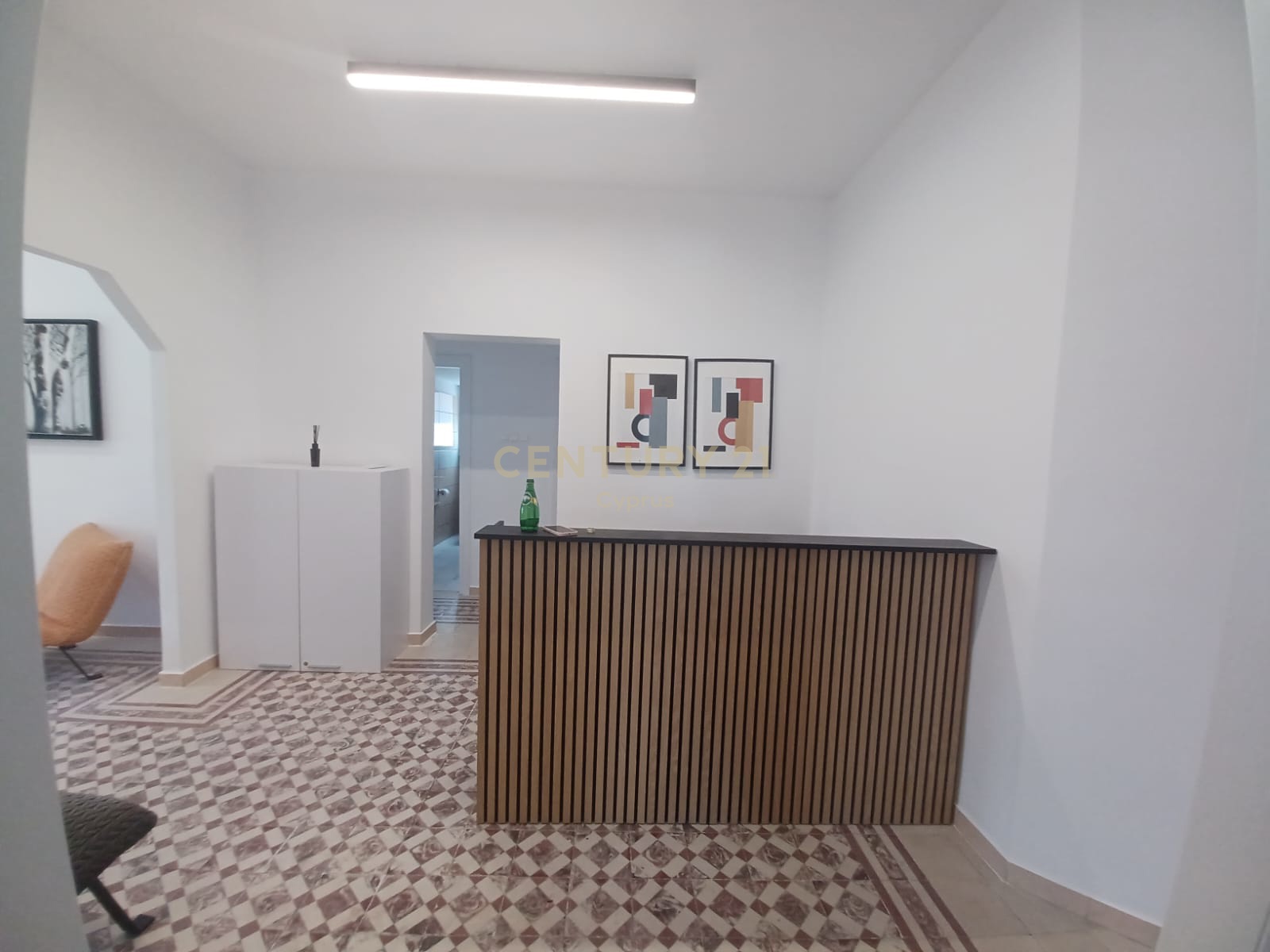 90m2 Oficina en Limassol, Chipre No. 57534