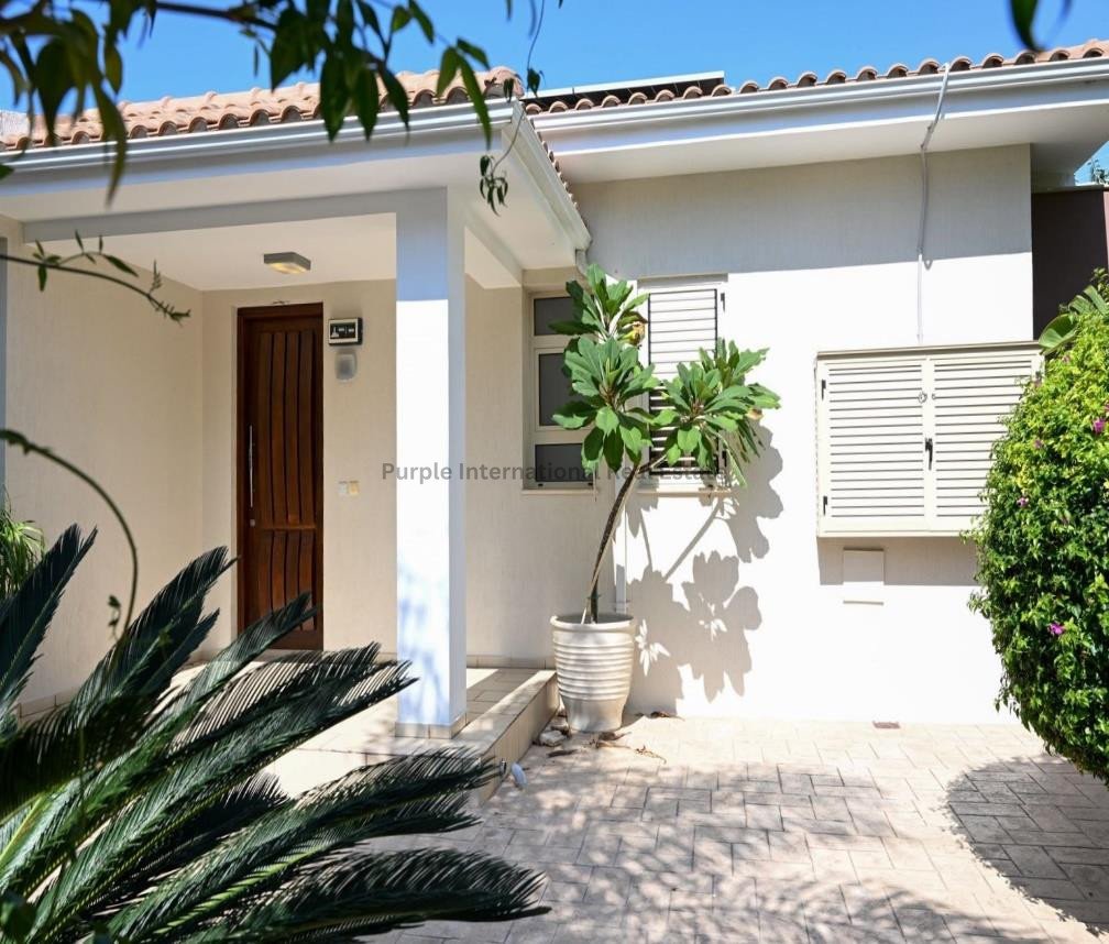 3 bedrooms Bungalow in Mesa Chorio, Paphos, Cyprus No. 57514
